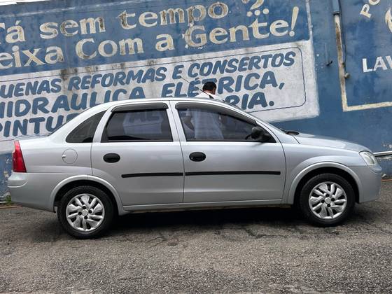CHEVROLET CORSA 1.0 MPFI JOY SEDAN 8V FLEX 4P MANUAL CHEVROLET CORSA 1.0 MPFI JOY SEDAN 8V FLEX 4P MANUAL